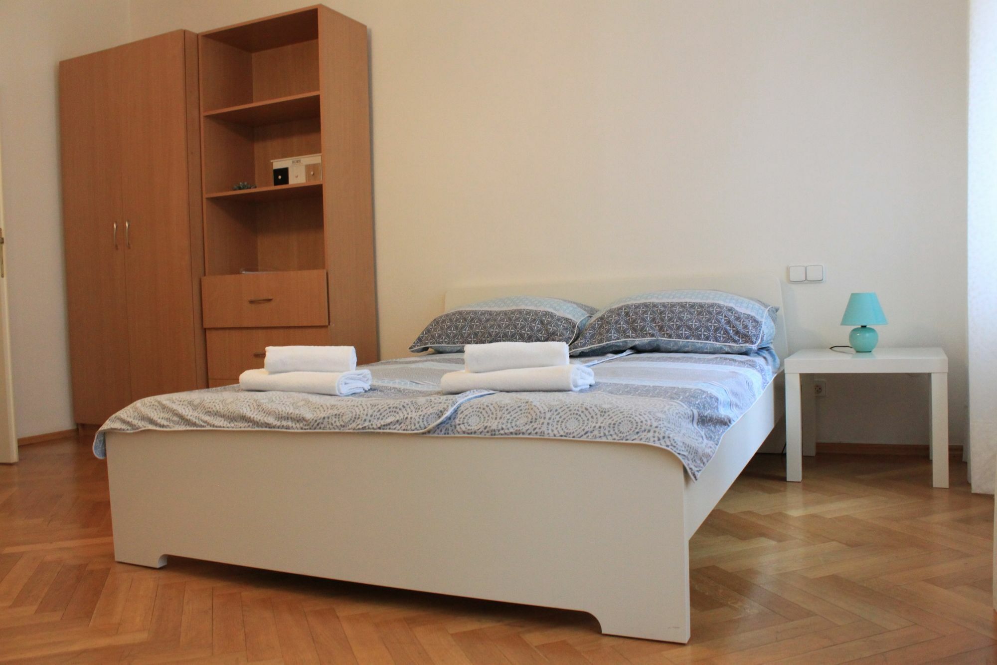 Nejedleho Apartmeet Praha Bagian luar foto