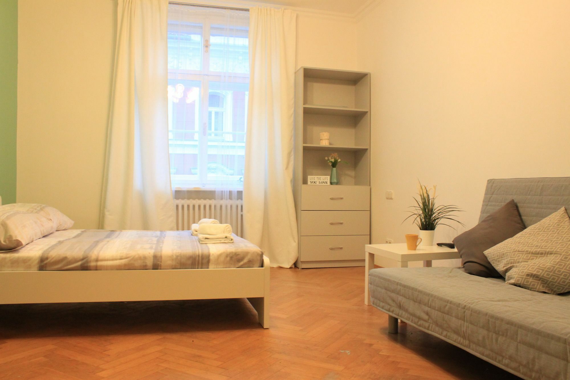 Nejedleho Apartmeet Praha Bagian luar foto