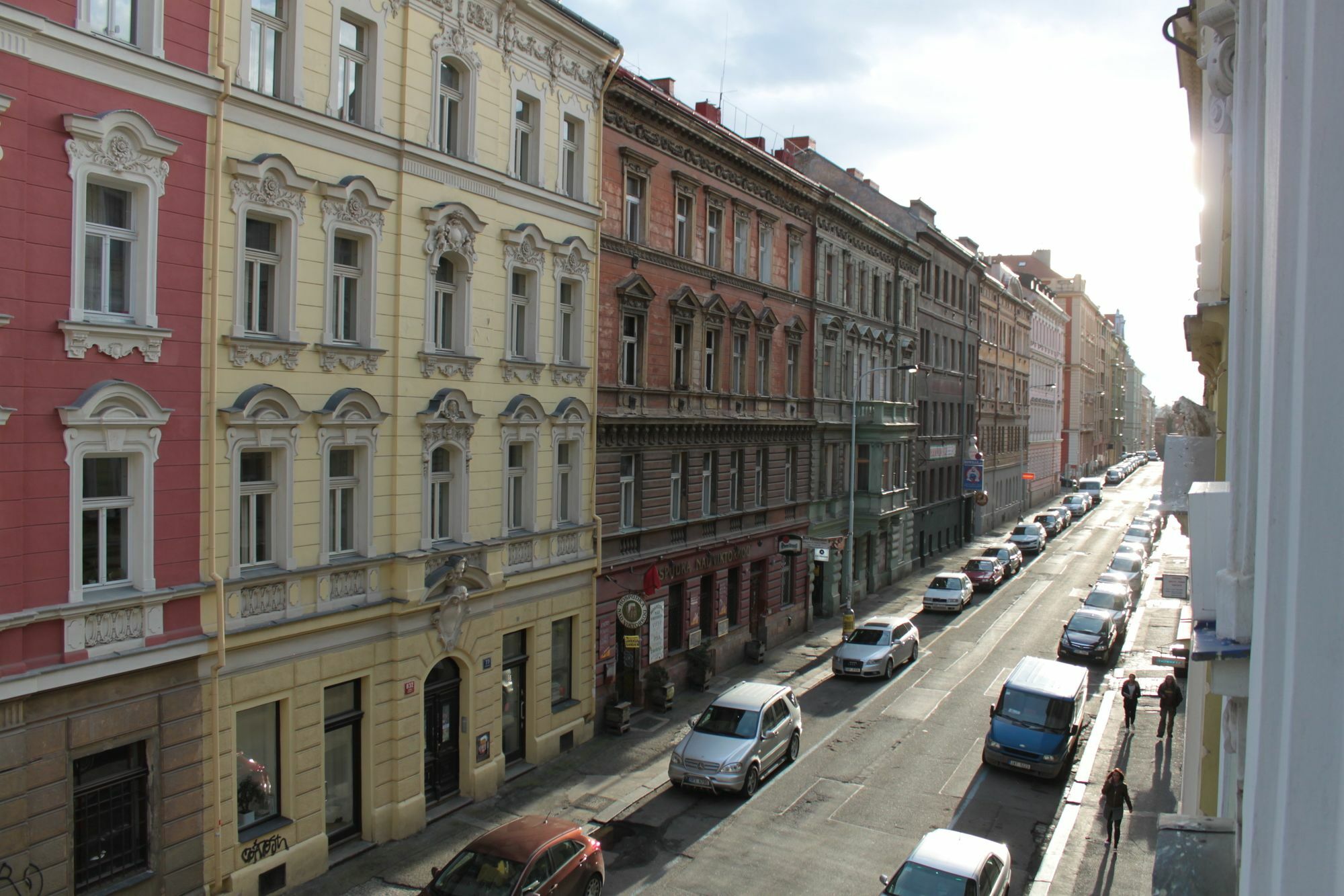 Nejedleho Apartmeet Praha Bagian luar foto
